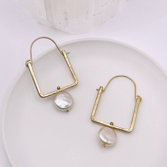 New Anthropologie Gold Square Baroque Hoop Earrings - Picture 5 of 7